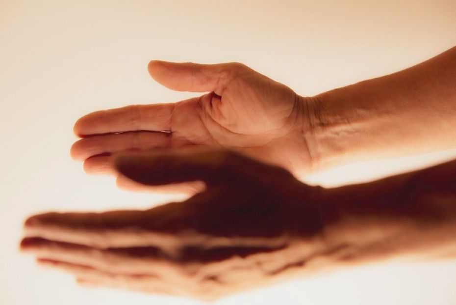 Bild - Liecht-Hand - Stressabbau